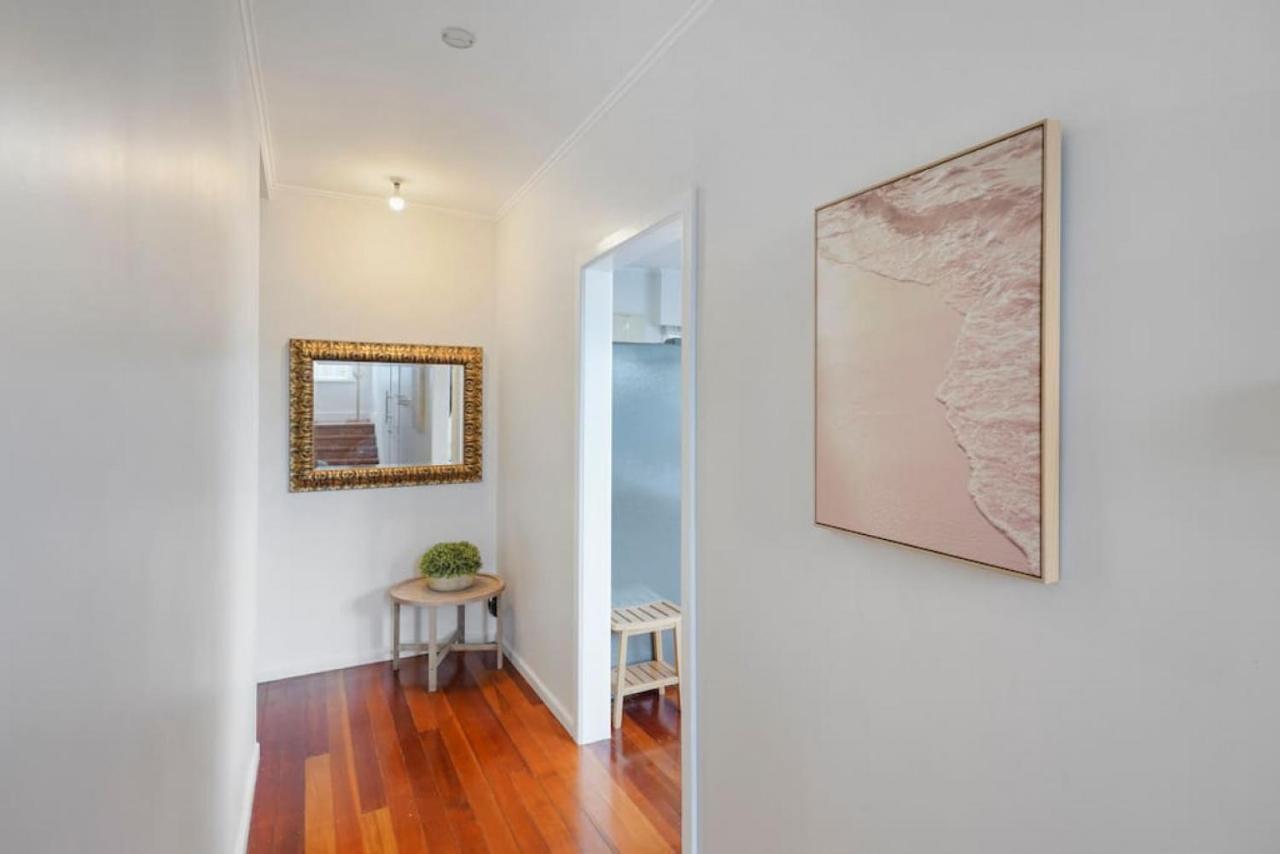 Amazing Home By Beach - Fully Aircon-Ed - Wifi オークランド エクステリア 写真
